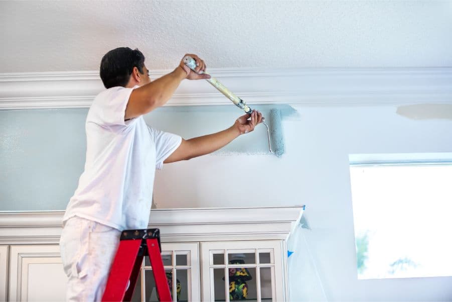Nhà mới xây xong có nên sơn luôn không